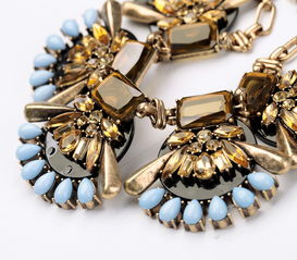 复古水晶多吊坠花朵毛衣项链 欧美时尚饰品厂家直销的魅力与搭配艺术